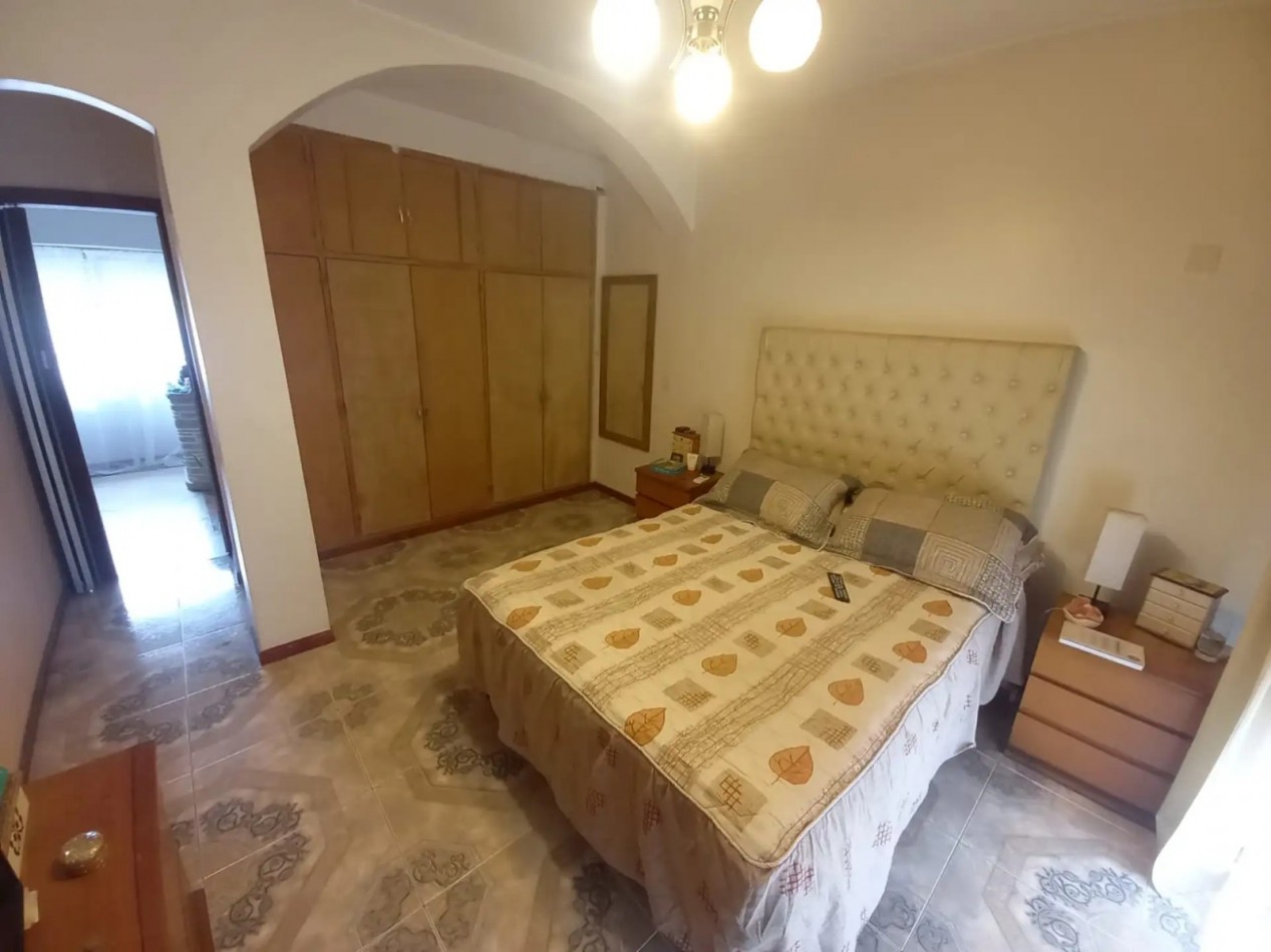 Casa de 5 ambientes en Venta en Villa Adelina 