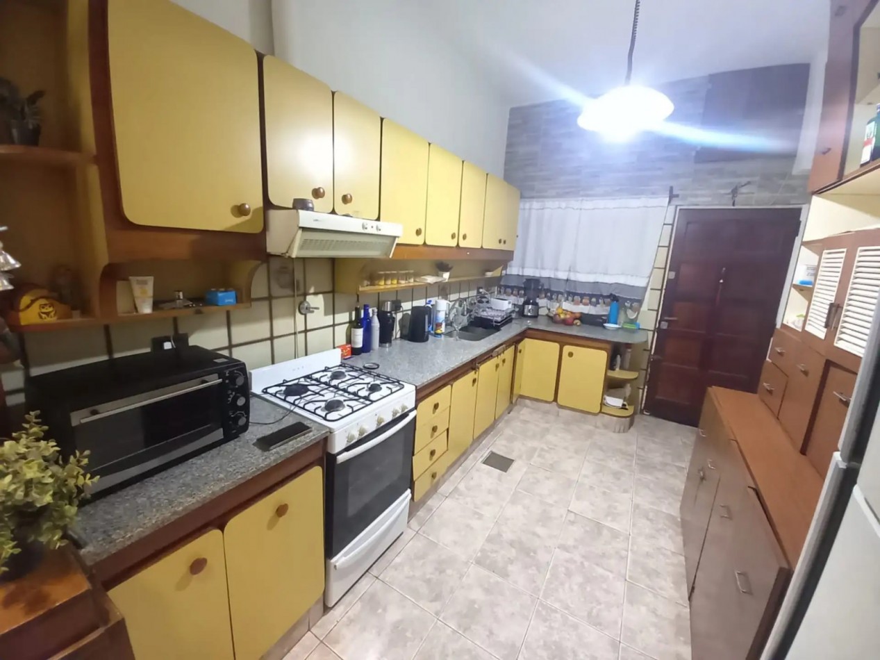Casa de 5 ambientes en Venta en Villa Adelina 