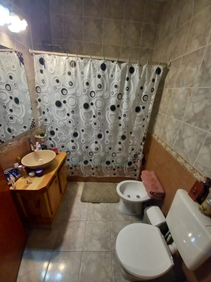 Casa de 5 ambientes en Venta en Villa Adelina 