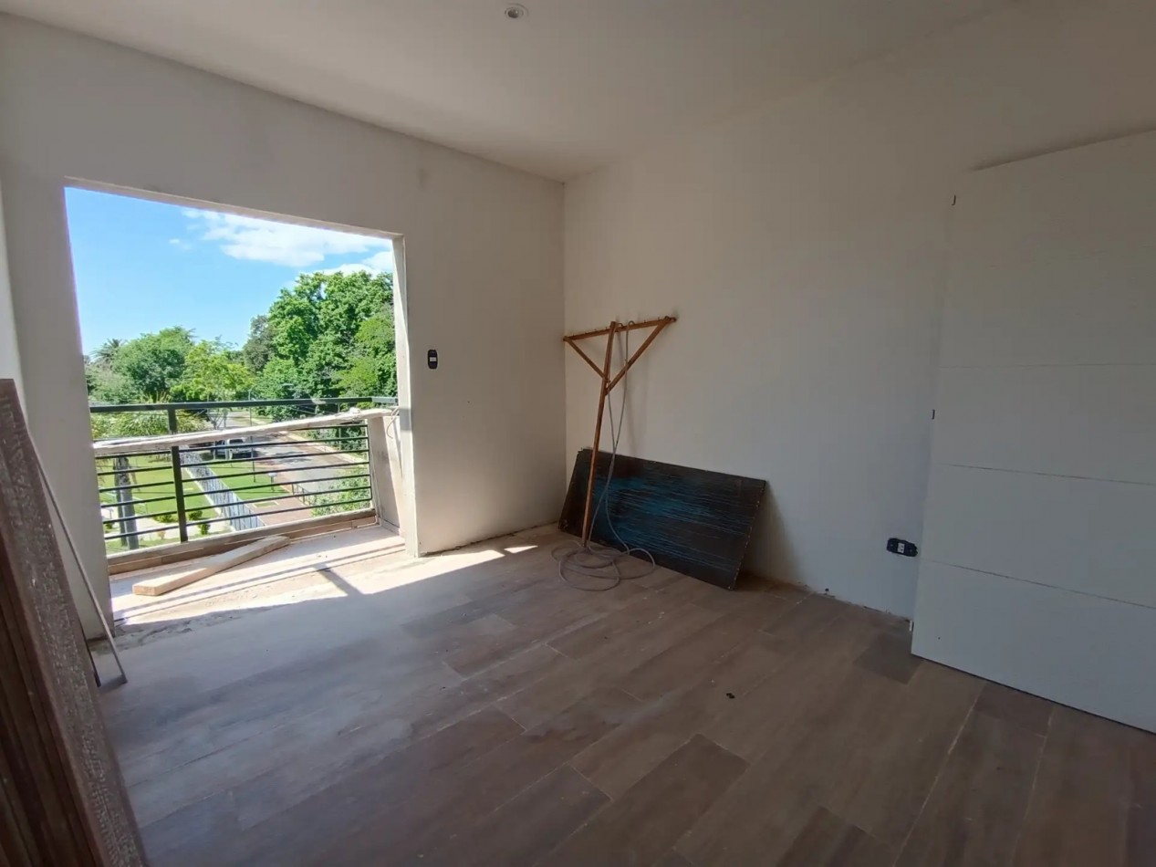 Casa de 4 ambientes en Venta en Tigre 