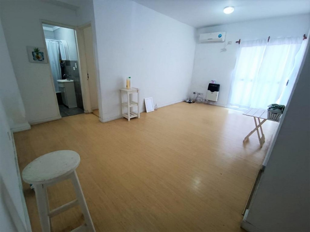 Departamento de 2 Ambientes en Venta en Munro 