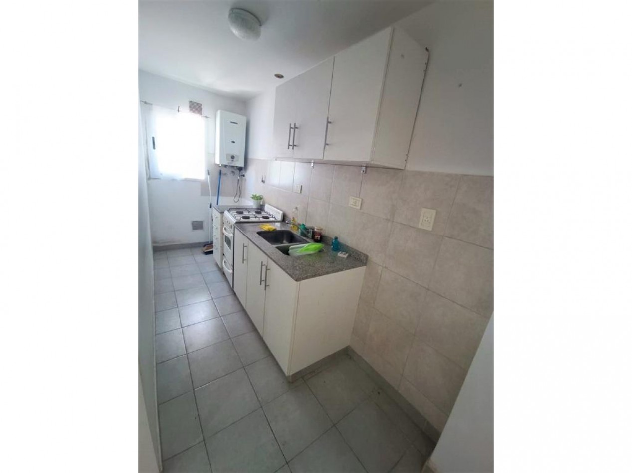 Departamento de 2 Ambientes en Venta en Munro 