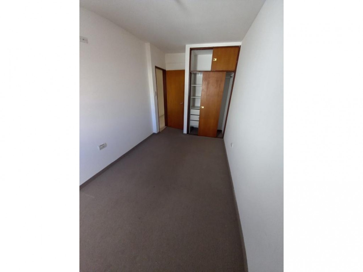 Triplex de 4 ambientes en Alquiler en Munro 