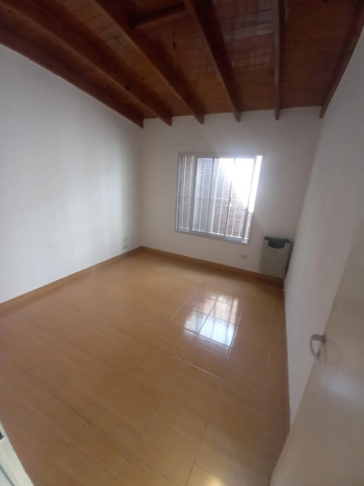 PH de 3 ambientes en Alquiler en Carapachay 