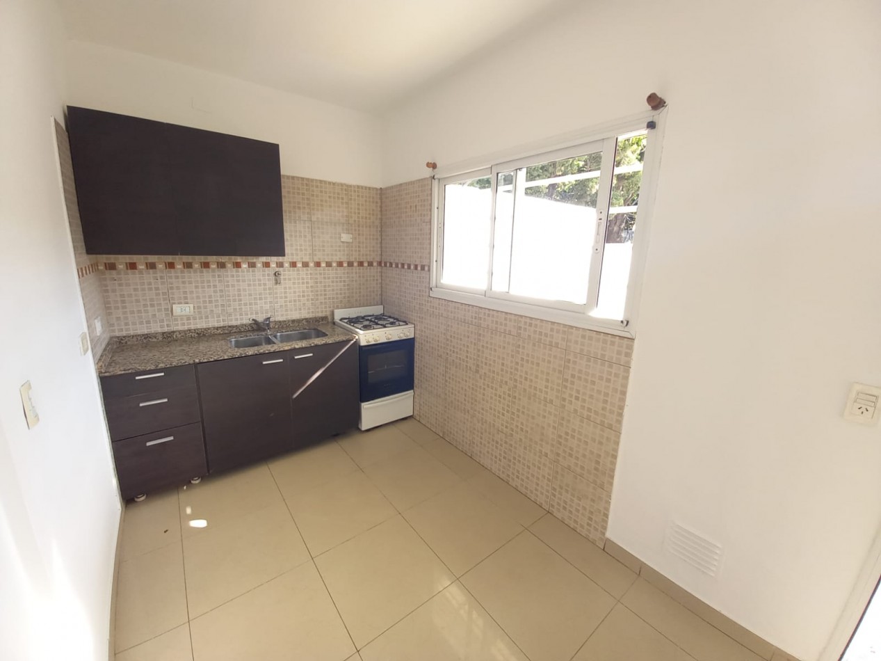 Triplex de 4 ambientes en Venta en Munro 