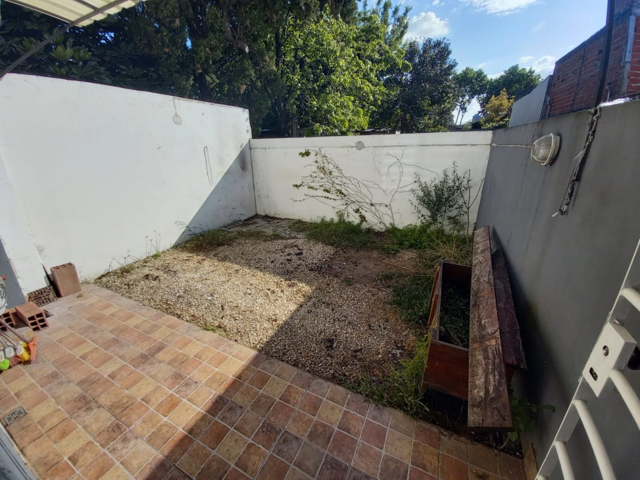 Triplex de 4 ambientes en Venta en Munro 