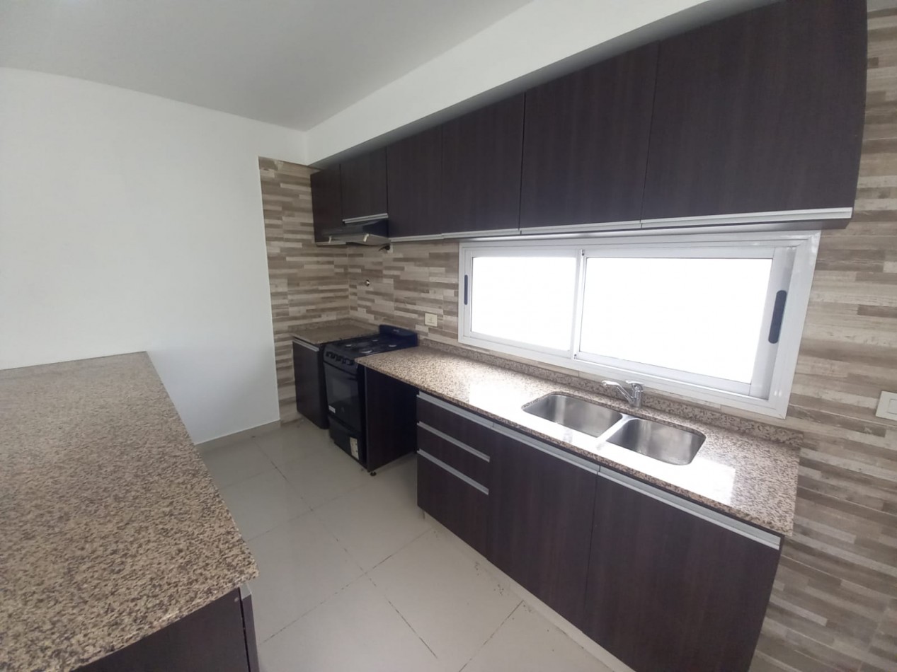 Duplex de 4 ambientes en Venta en Carapachay 