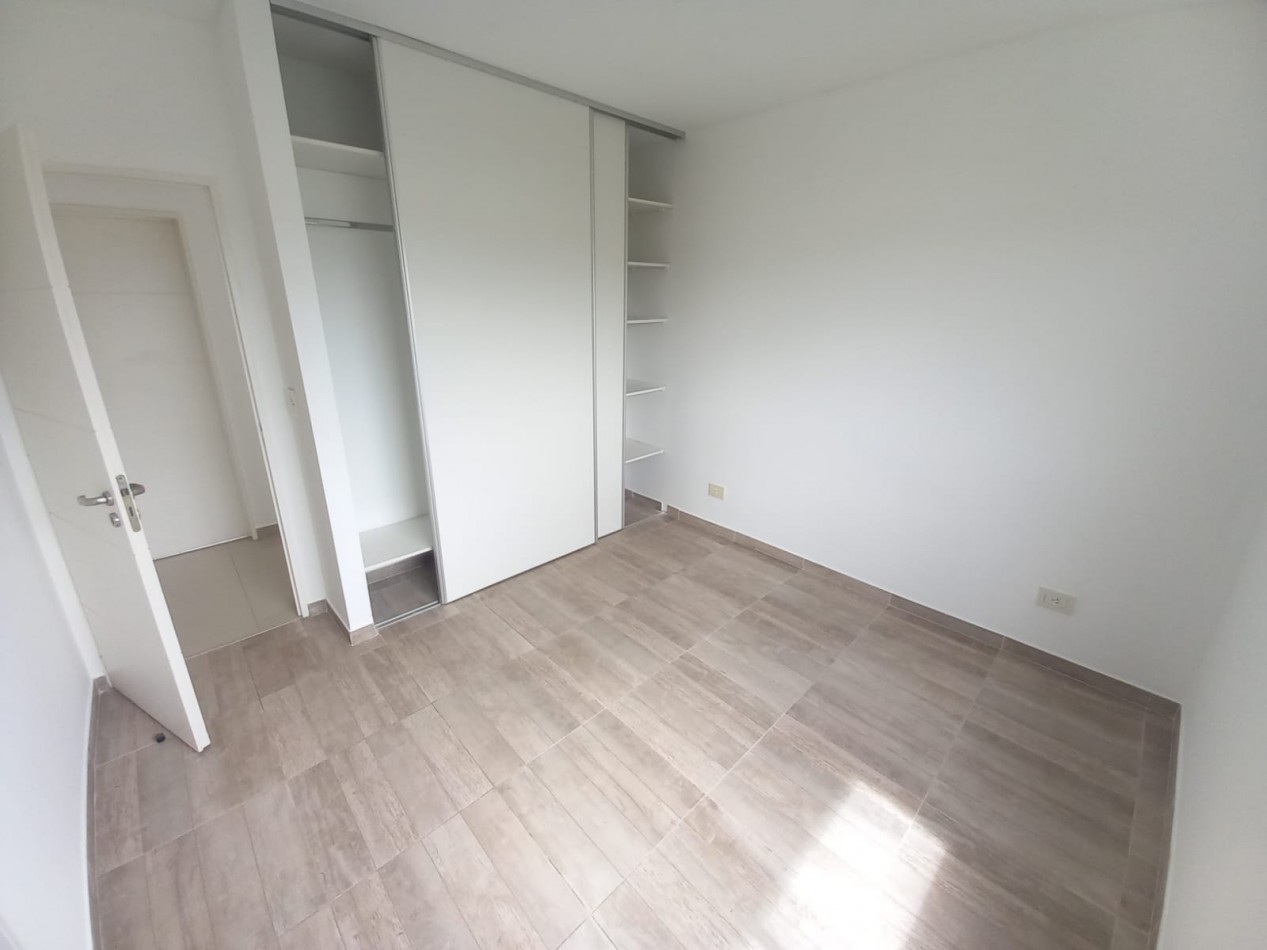 Duplex de 4 ambientes en Venta en Carapachay 