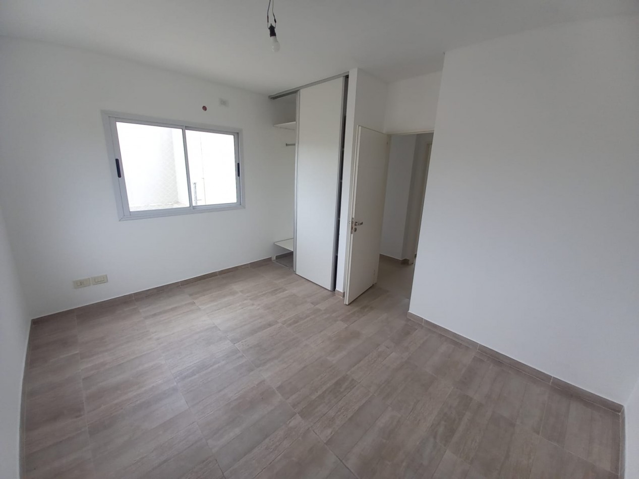 Duplex de 4 ambientes en Venta en Carapachay 