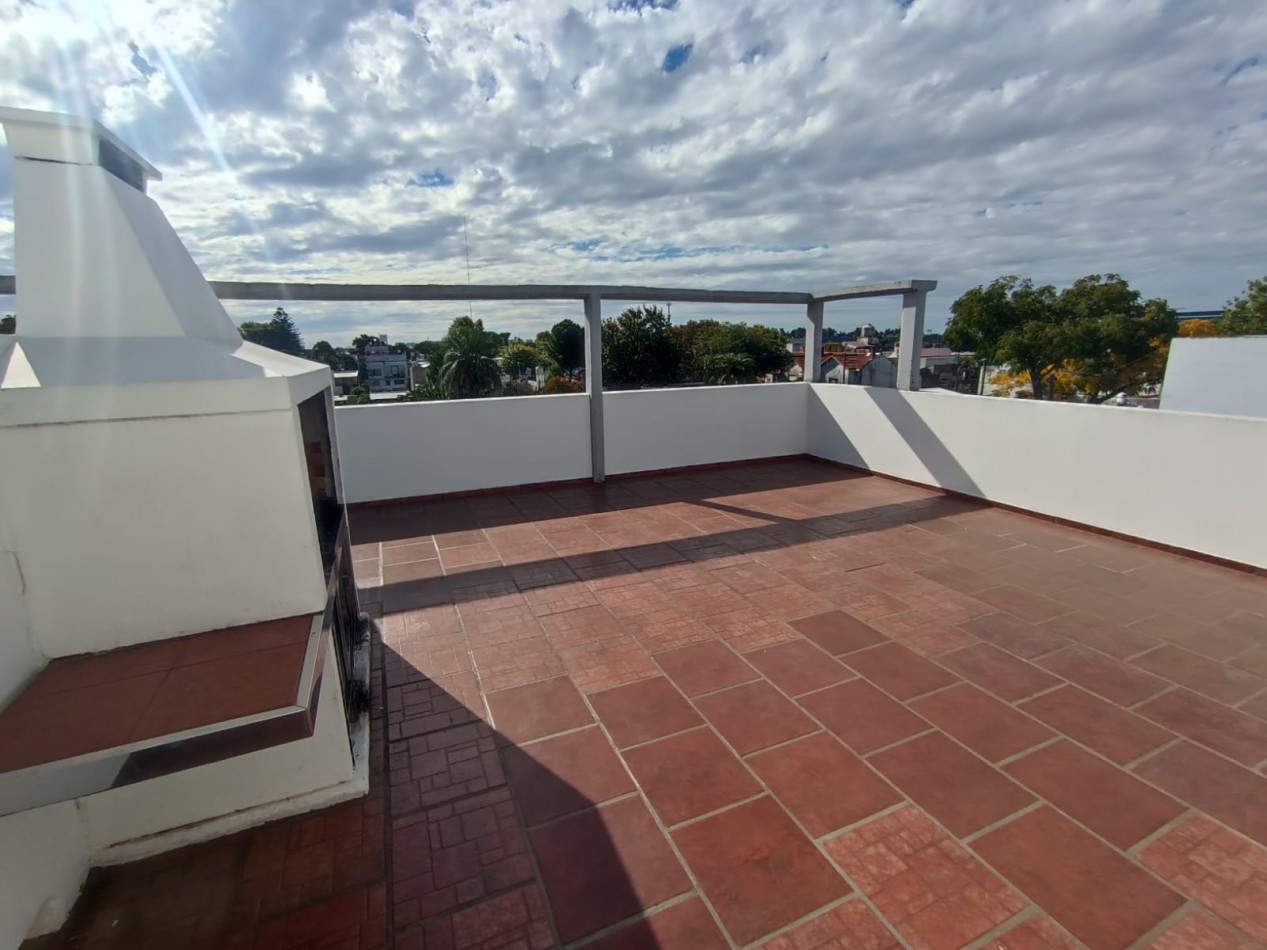 Departamento de 2 Ambientes en Venta en Munro 