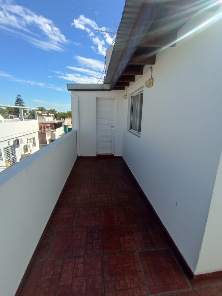 Departamento de 2 Ambientes en Venta en Munro 