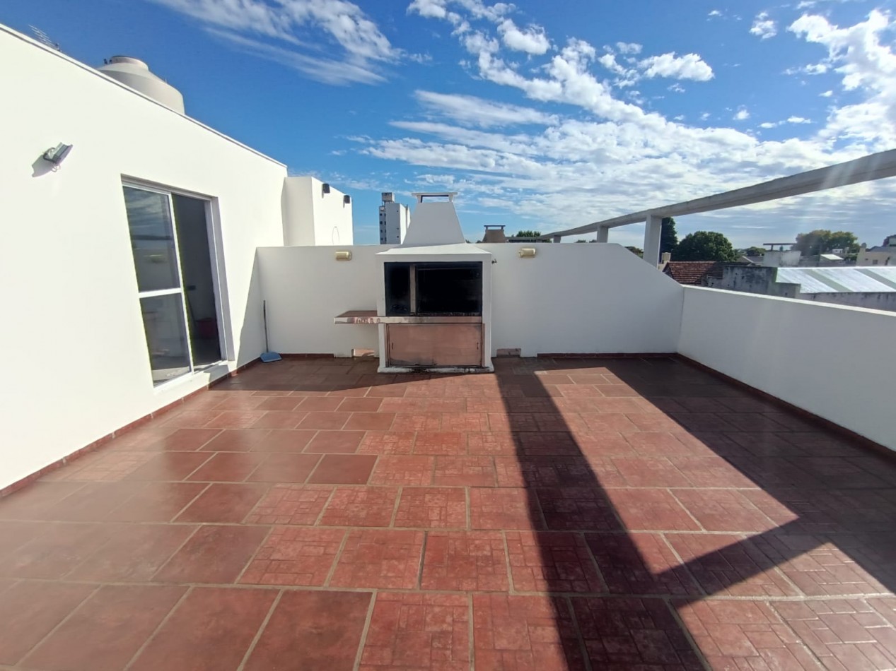 Departamento de 2 Ambientes en Venta en Munro 