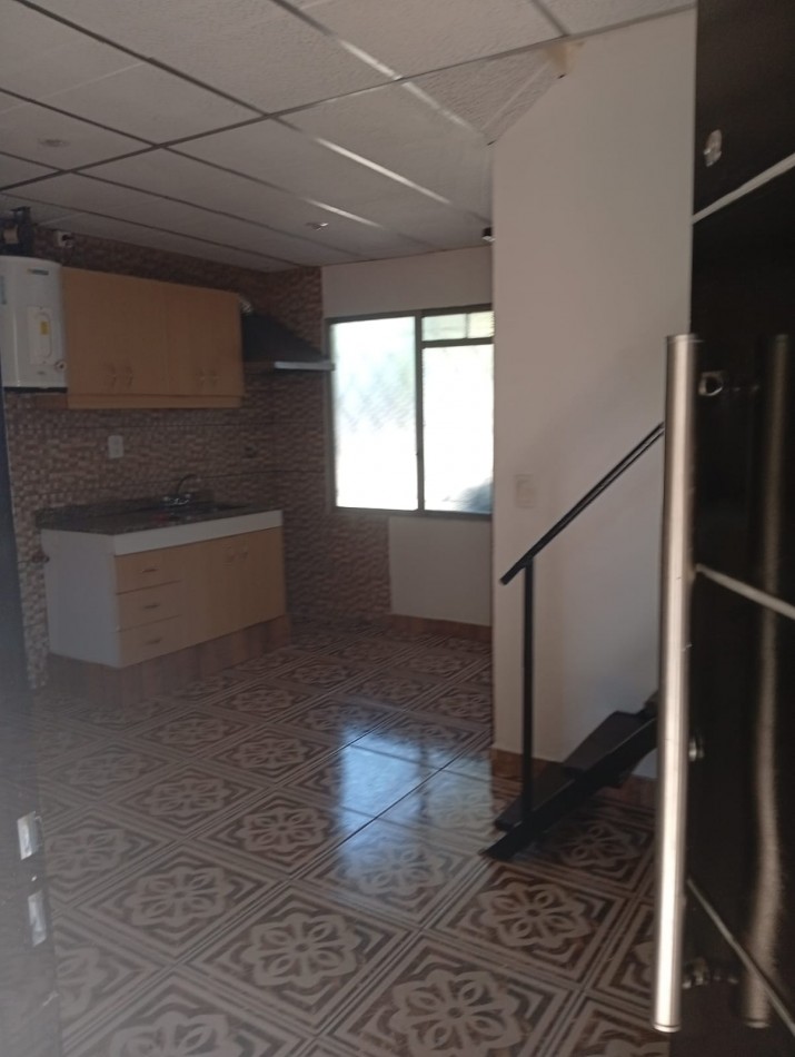 Departamento de 2 ambientes en Alquiler en Villa Ballester 