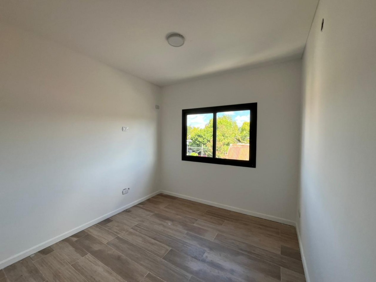 Casa de 4 ambientes en Venta en Tigre 