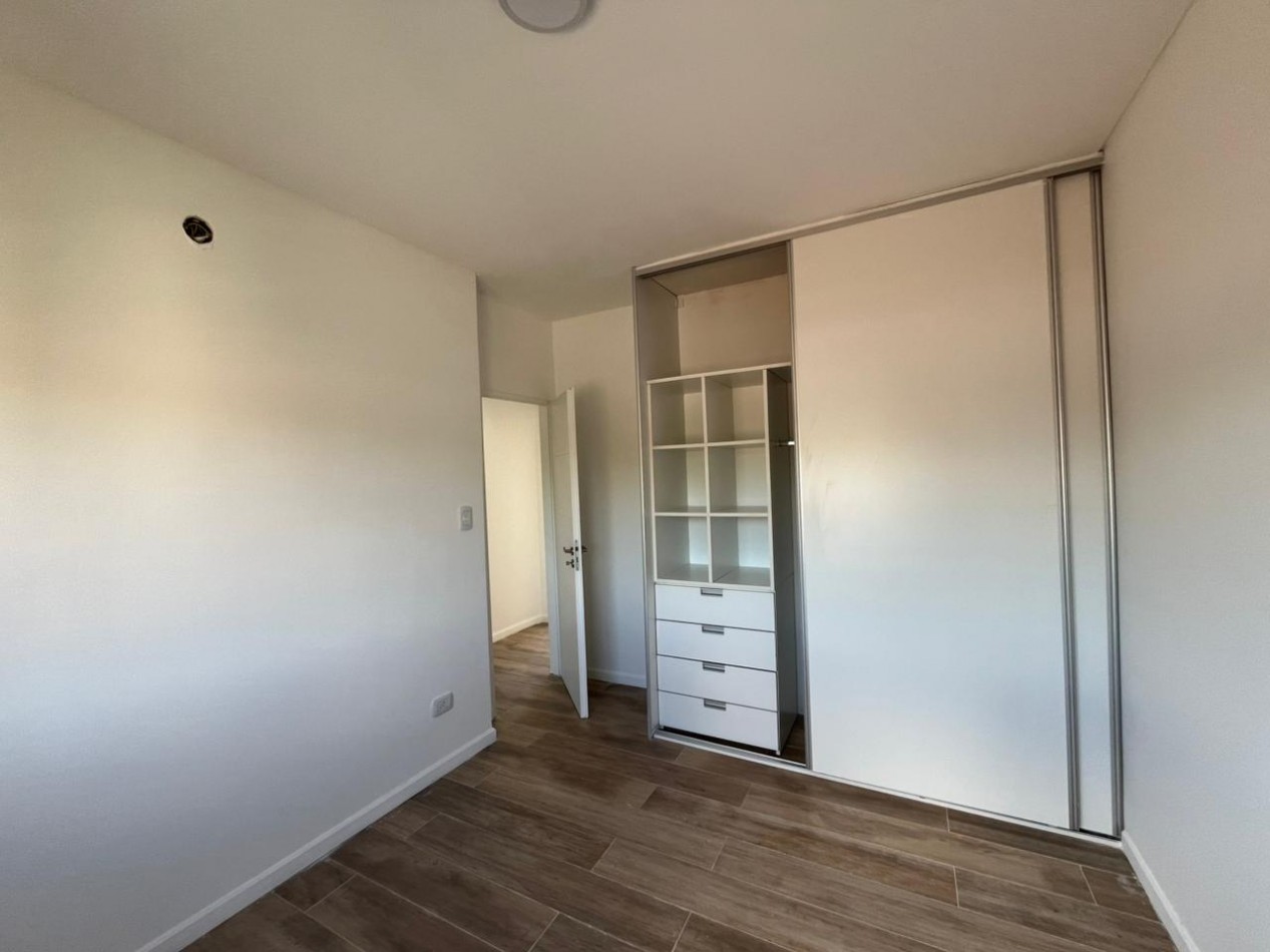 Casa de 4 ambientes en Venta en Tigre 