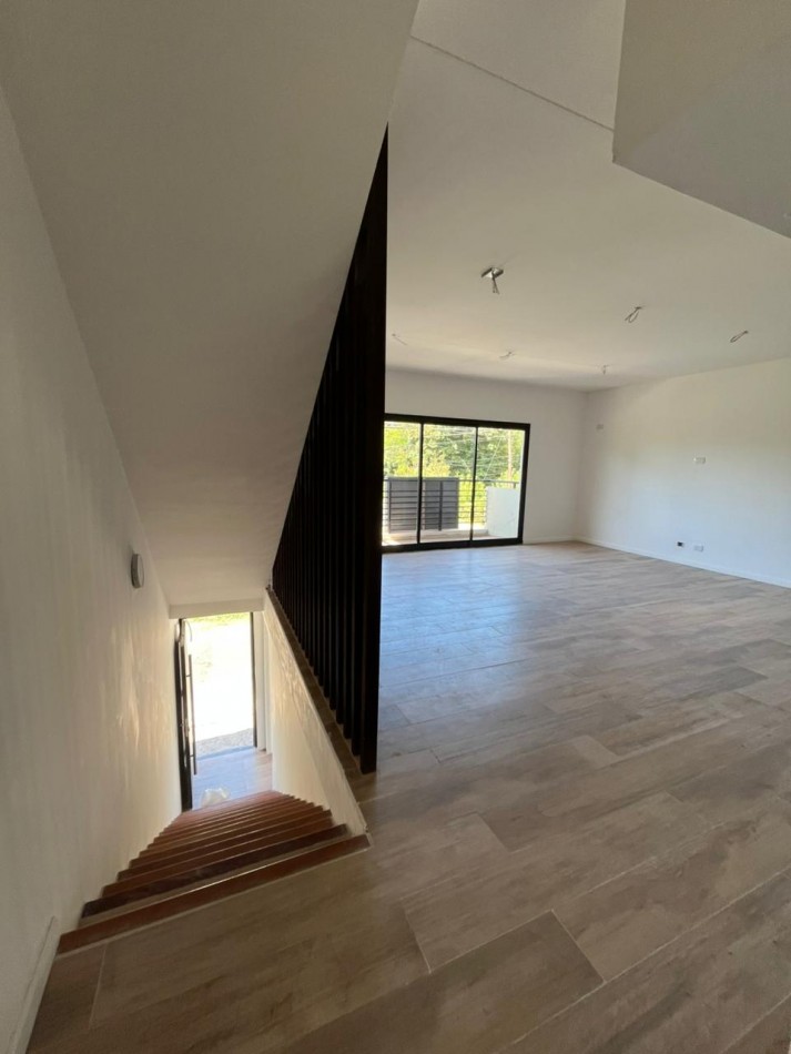 Casa de 4 ambientes en Venta en Tigre 