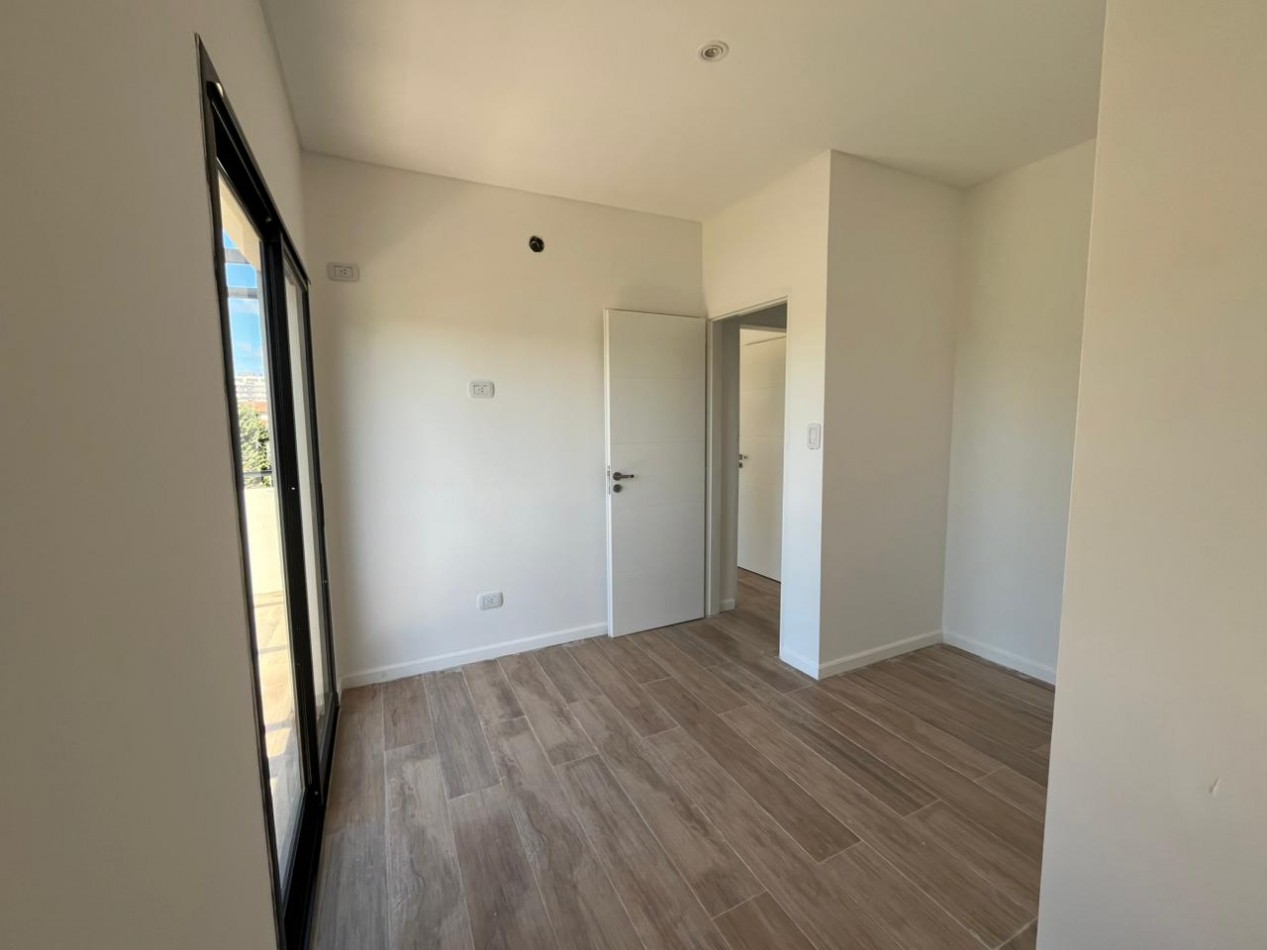 Casa de 4 ambientes en Venta en Tigre 