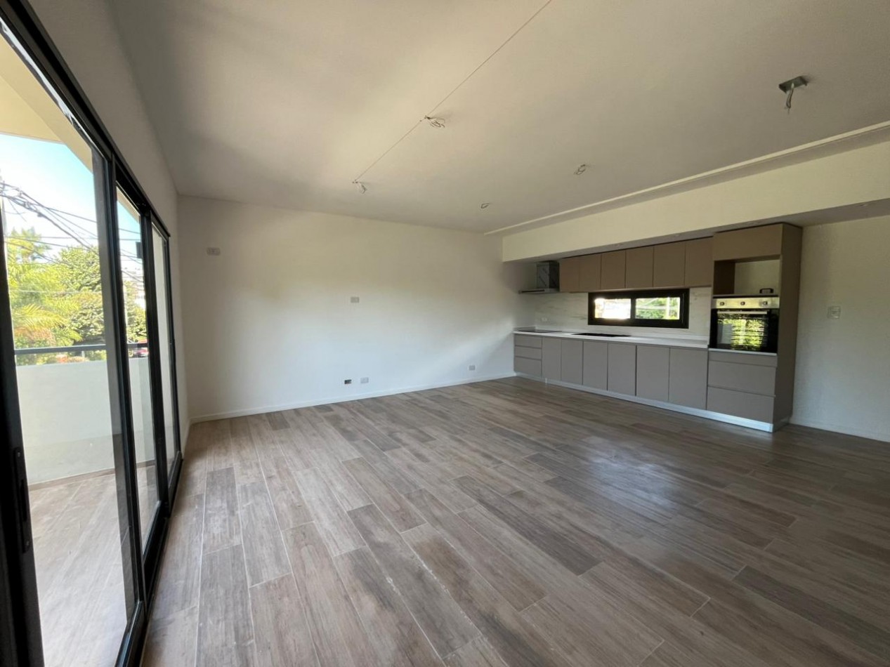 Casa de 4 ambientes en Venta en Tigre 