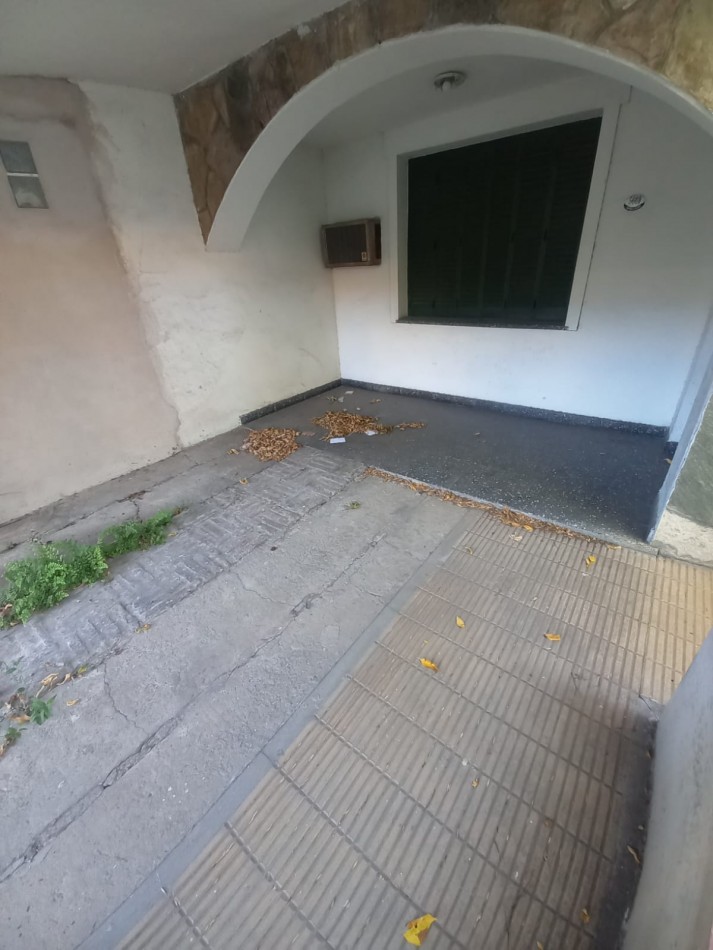 Casa de 3 ambientes en Venta en Villa Adelina 
