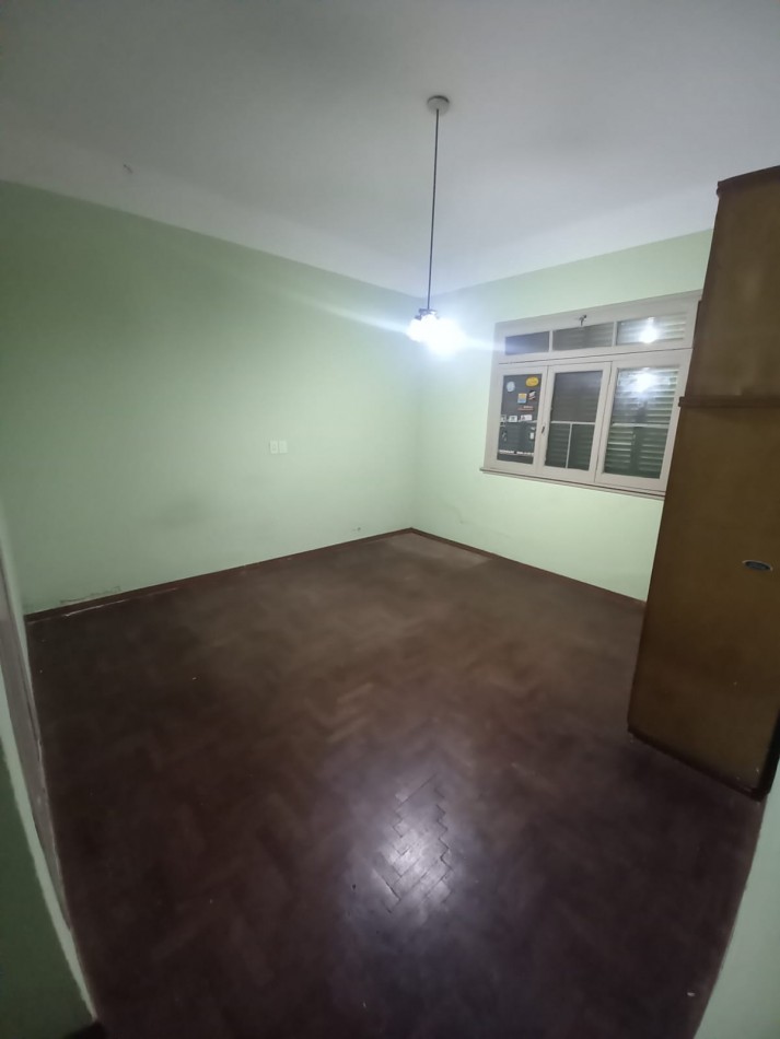 Casa de 3 ambientes en Venta en Villa Adelina 