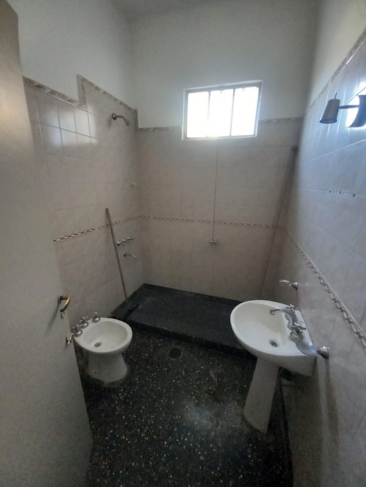 Casa de 3 ambientes en Venta en Villa Adelina 