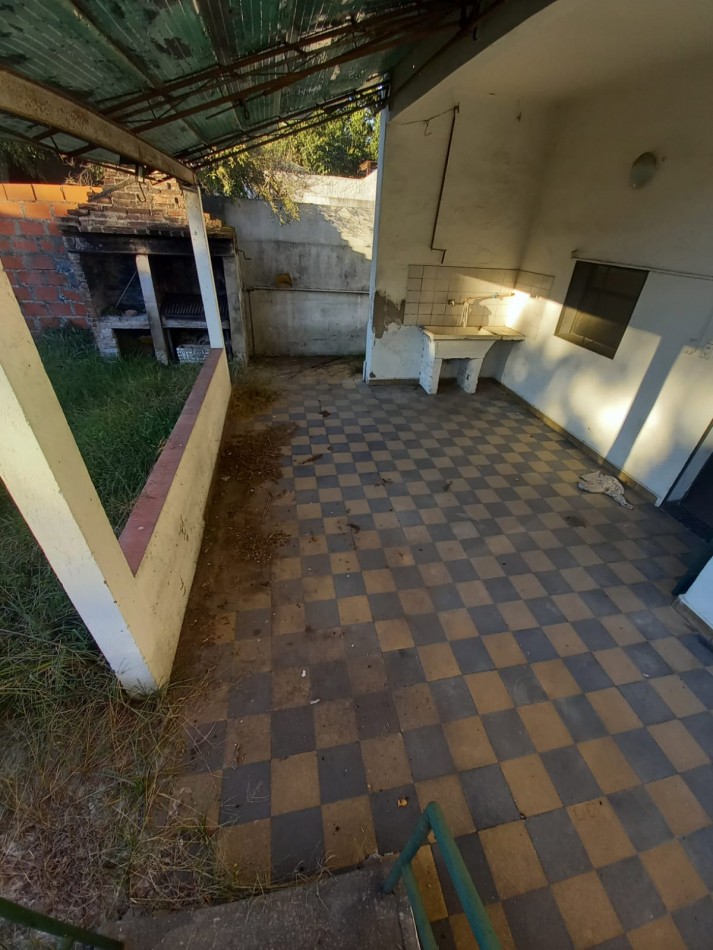 Casa de 3 ambientes en Venta en Villa Adelina 