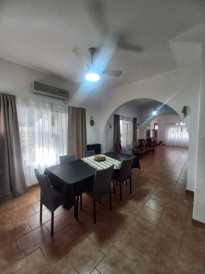 Casa de 4 ambientes en Venta en Munro 