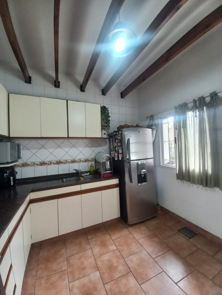 Casa de 4 ambientes en Venta en Munro 