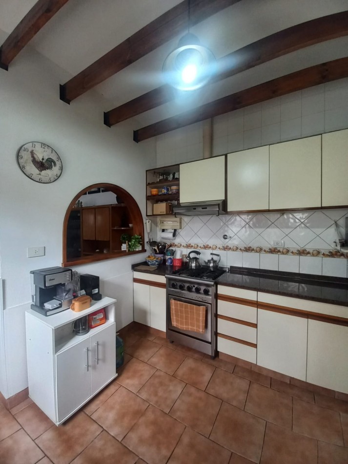 Casa de 4 ambientes en Venta en Munro 