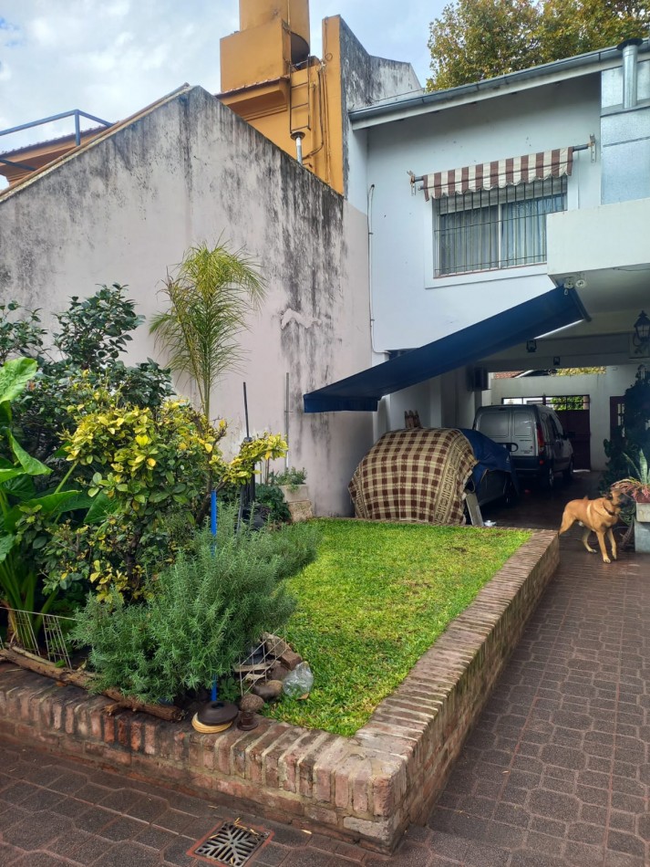 Casa de 4 ambientes en Venta en Munro 