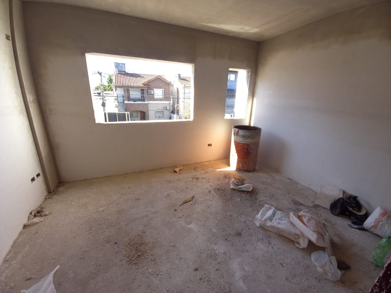 Triplex de 5 ambientes en Venta en Olivos 