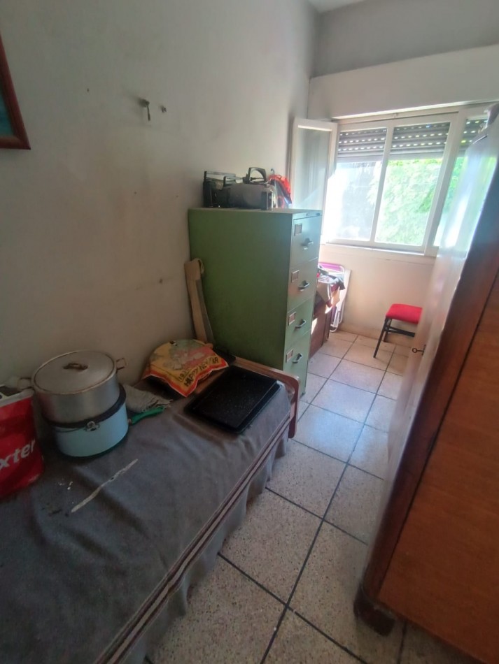Casa de 4 ambientes en Venta en Carapachay 