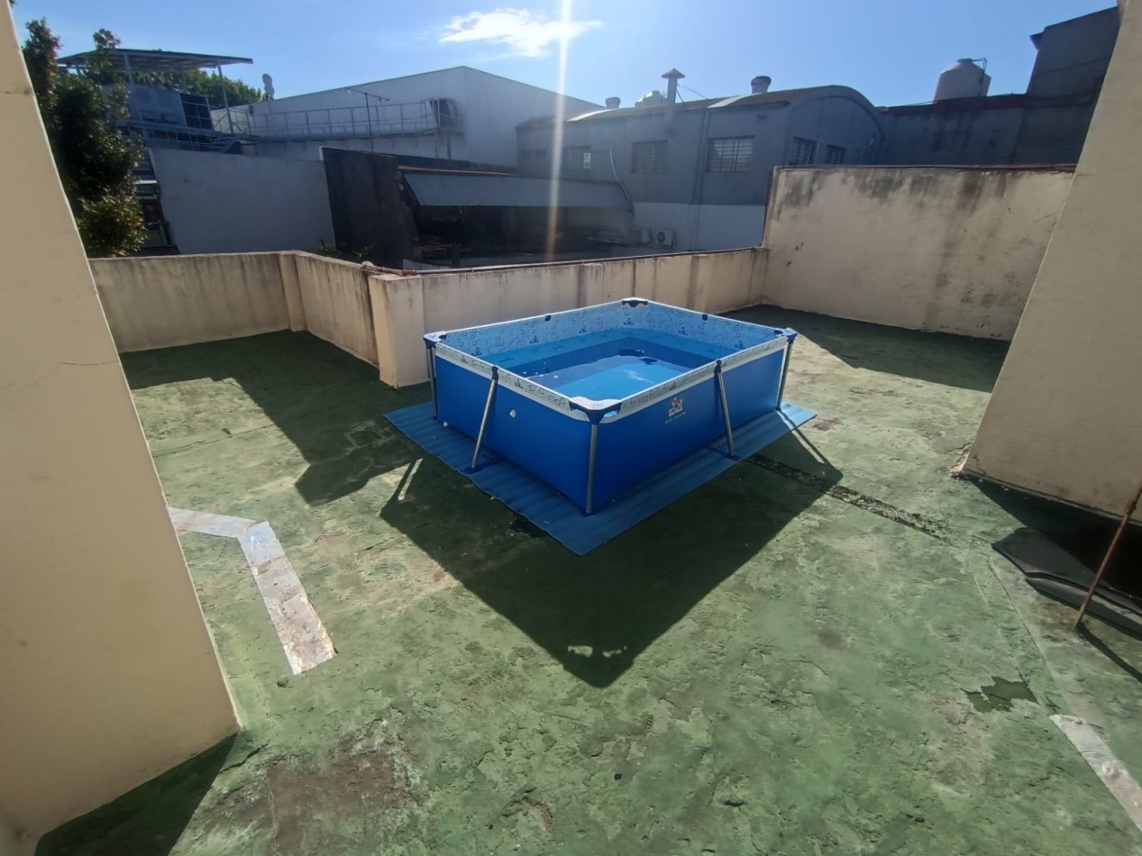 Casa de 4 ambientes en Venta en Carapachay 