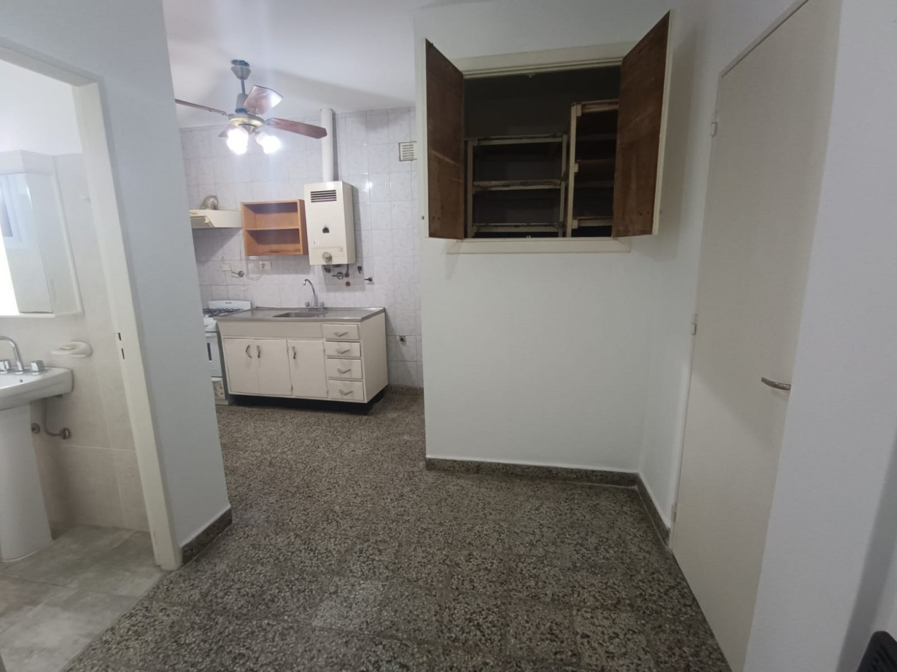 Ph de 2 ambientes en Venta en Carapachay 