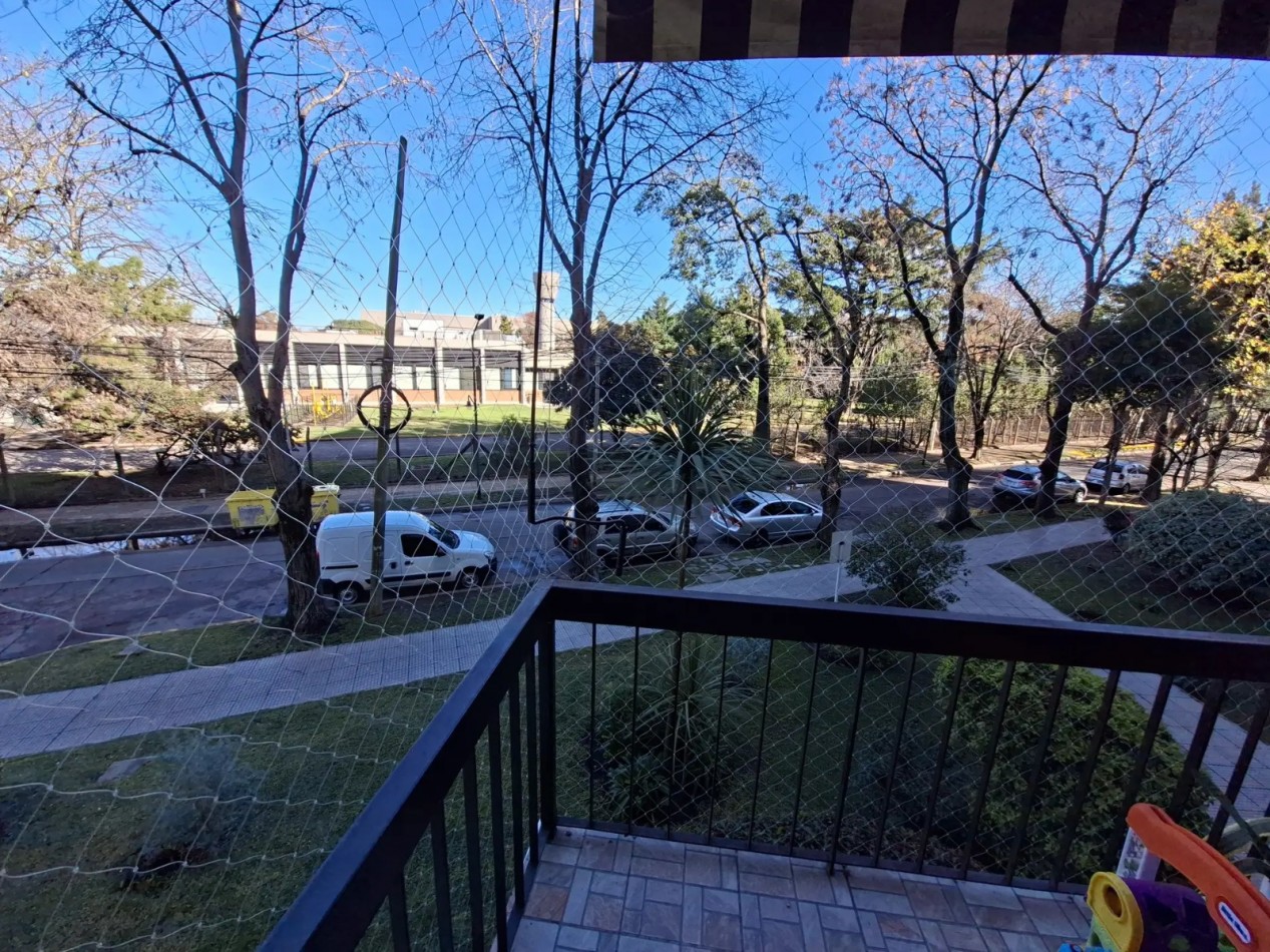 Departamento de 4 ambientes en Venta en Martinez 