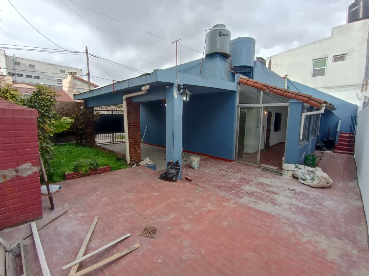 Casa de 3 ambientes en Alquiler en Munro 