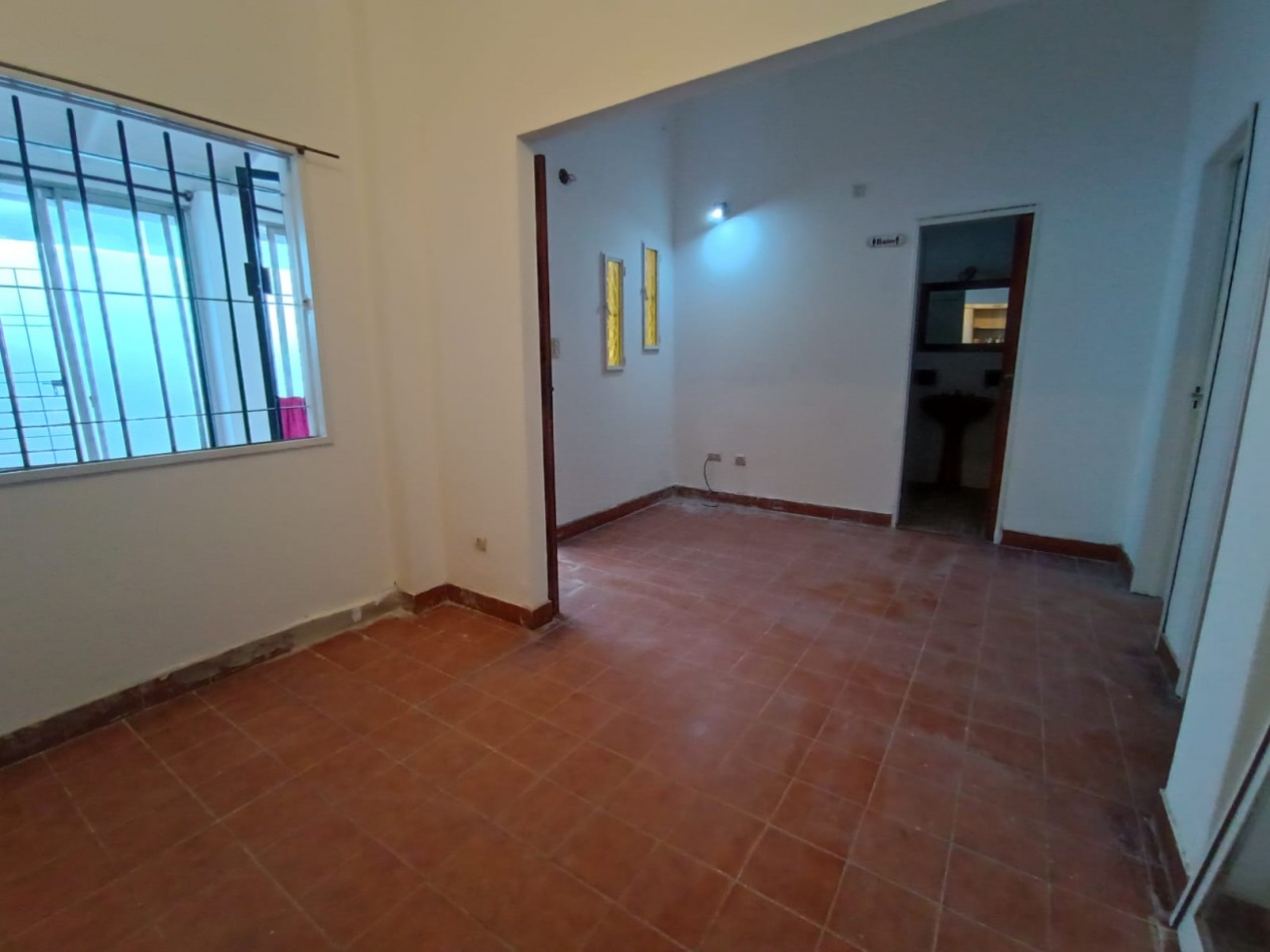 Casa de 3 ambientes en Alquiler en Munro 