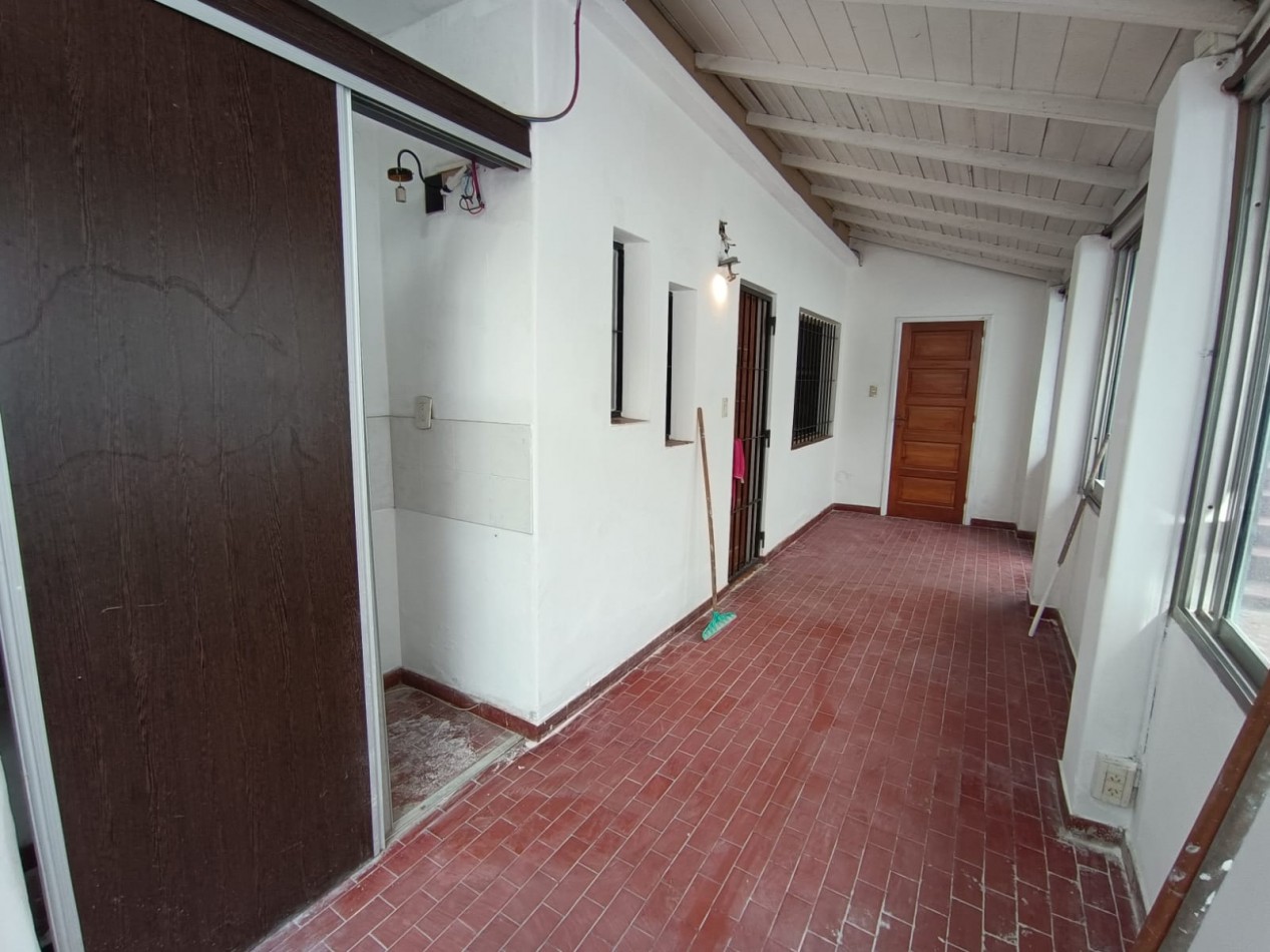 Casa de 3 ambientes en Alquiler en Munro 