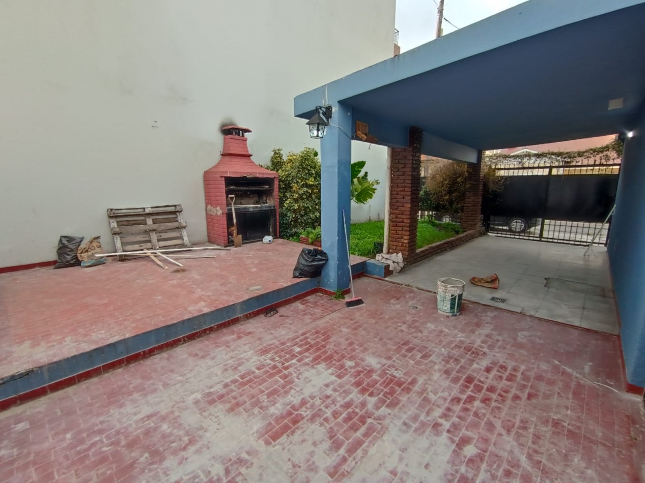 Casa de 3 ambientes en Alquiler en Munro 