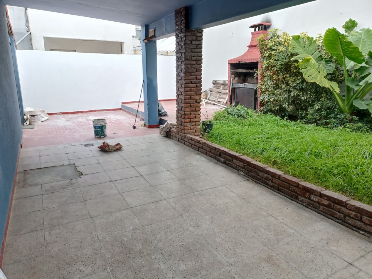 Casa de 3 ambientes en Alquiler en Munro 