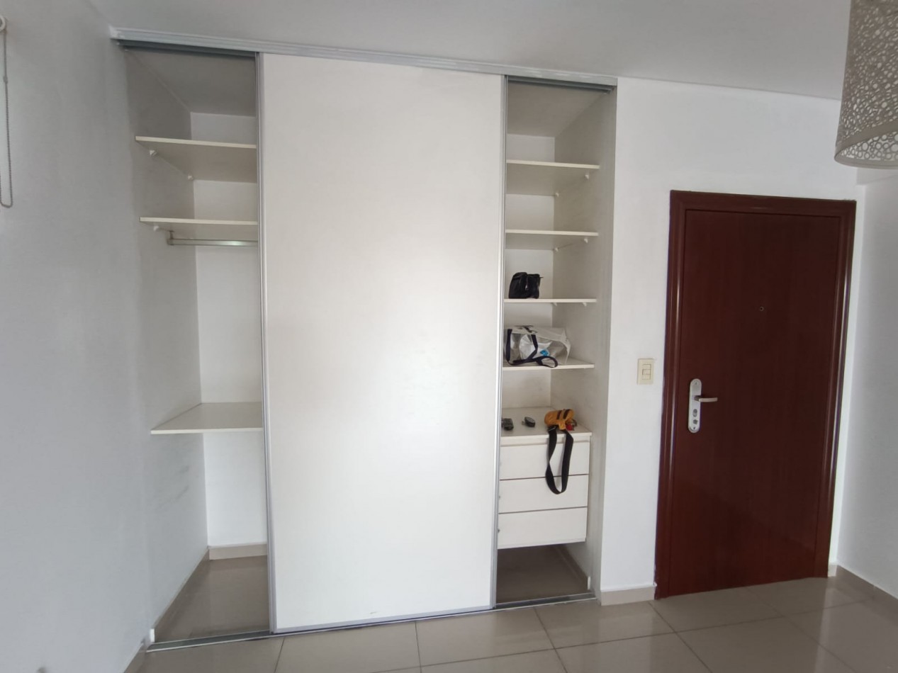 Departamento monoambiente en Alquiler en Olivos 