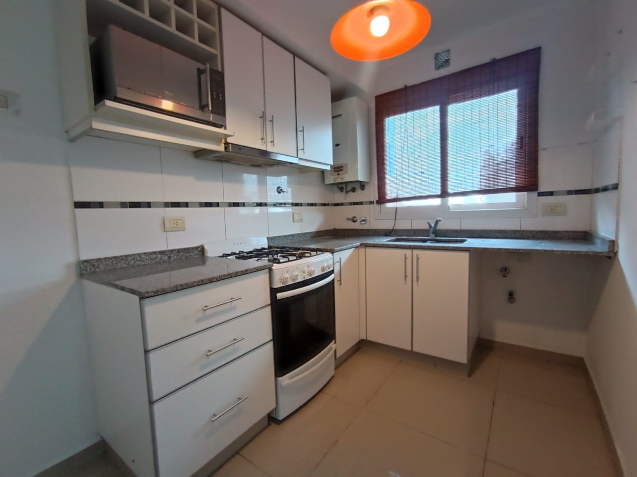 Departamento monoambiente en Alquiler en Olivos 