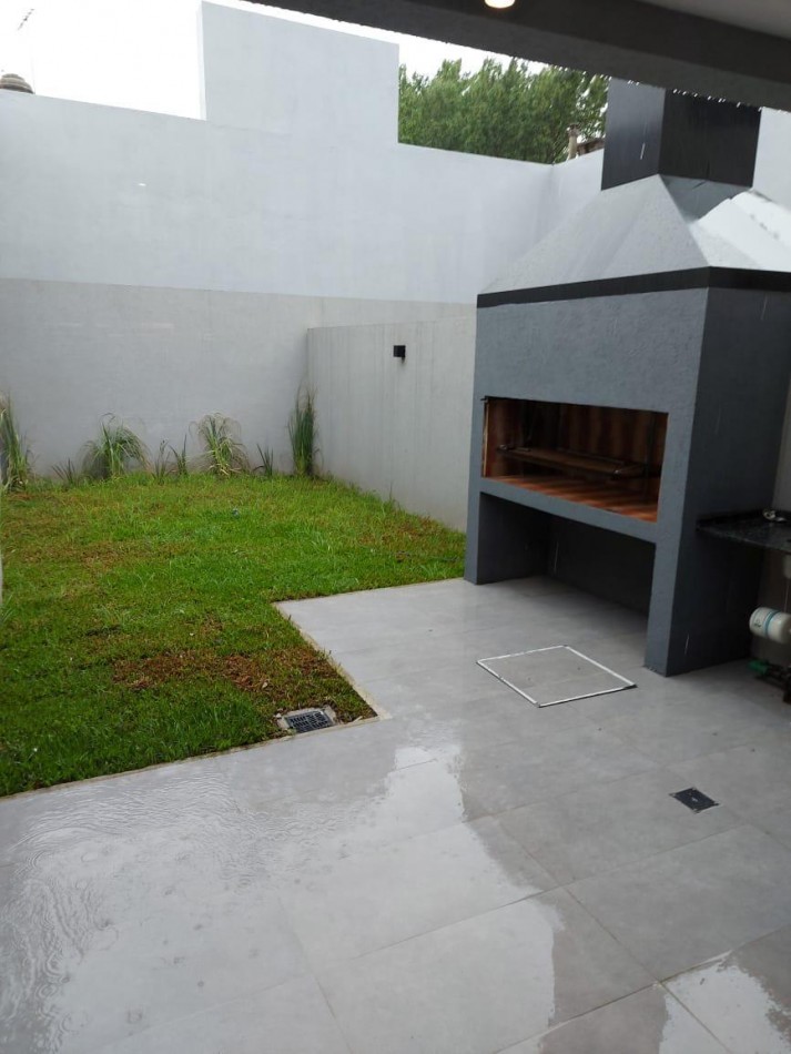 Triplex de 5 ambientes en Venta en Olivos 