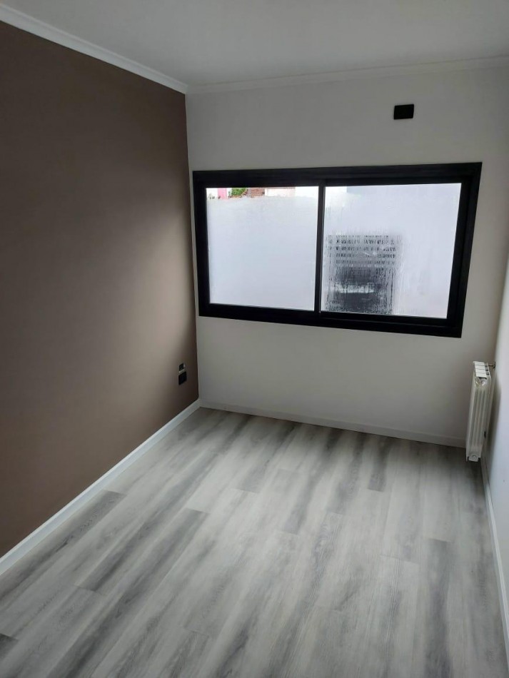 Triplex de 5 ambientes en Venta en Olivos 