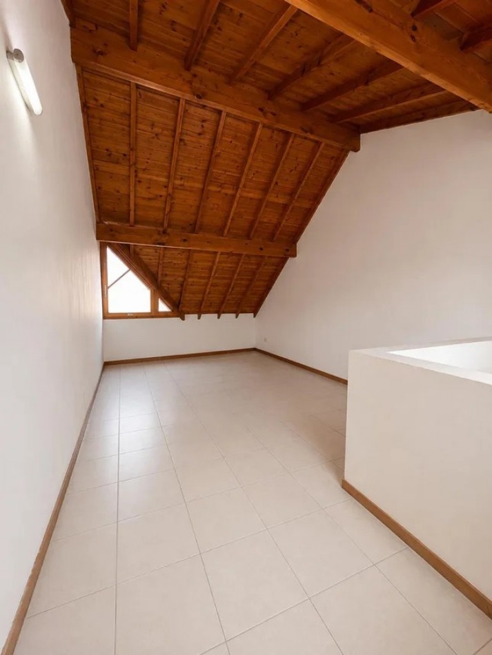 Triplex de 5 ambientes en Venta en Carapachay 
