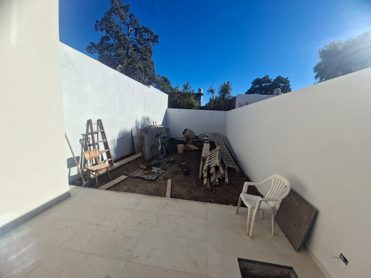 Triplex de 5 ambientes en Venta en Olivos 