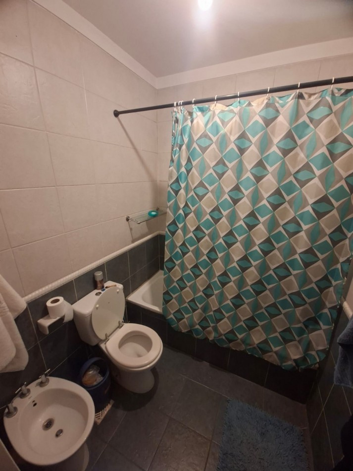 Triplex de 4 ambientes en Alquiler en Carapachay 