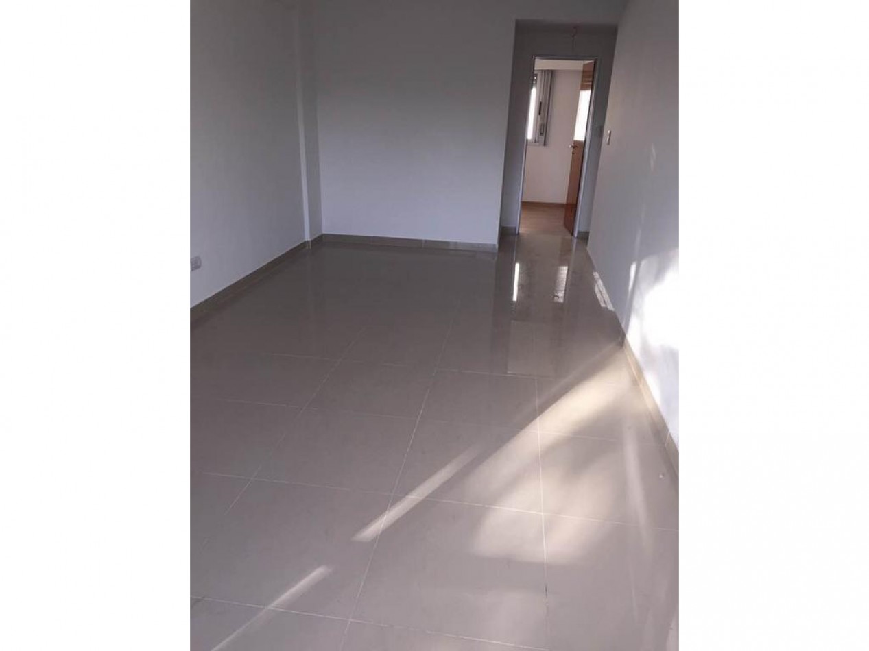 Departamento de 2 ambientes en Alquiler en Villa Ballester 