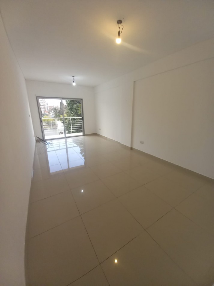 Departamento de 2 ambientes en Alquiler en Villa Ballester 