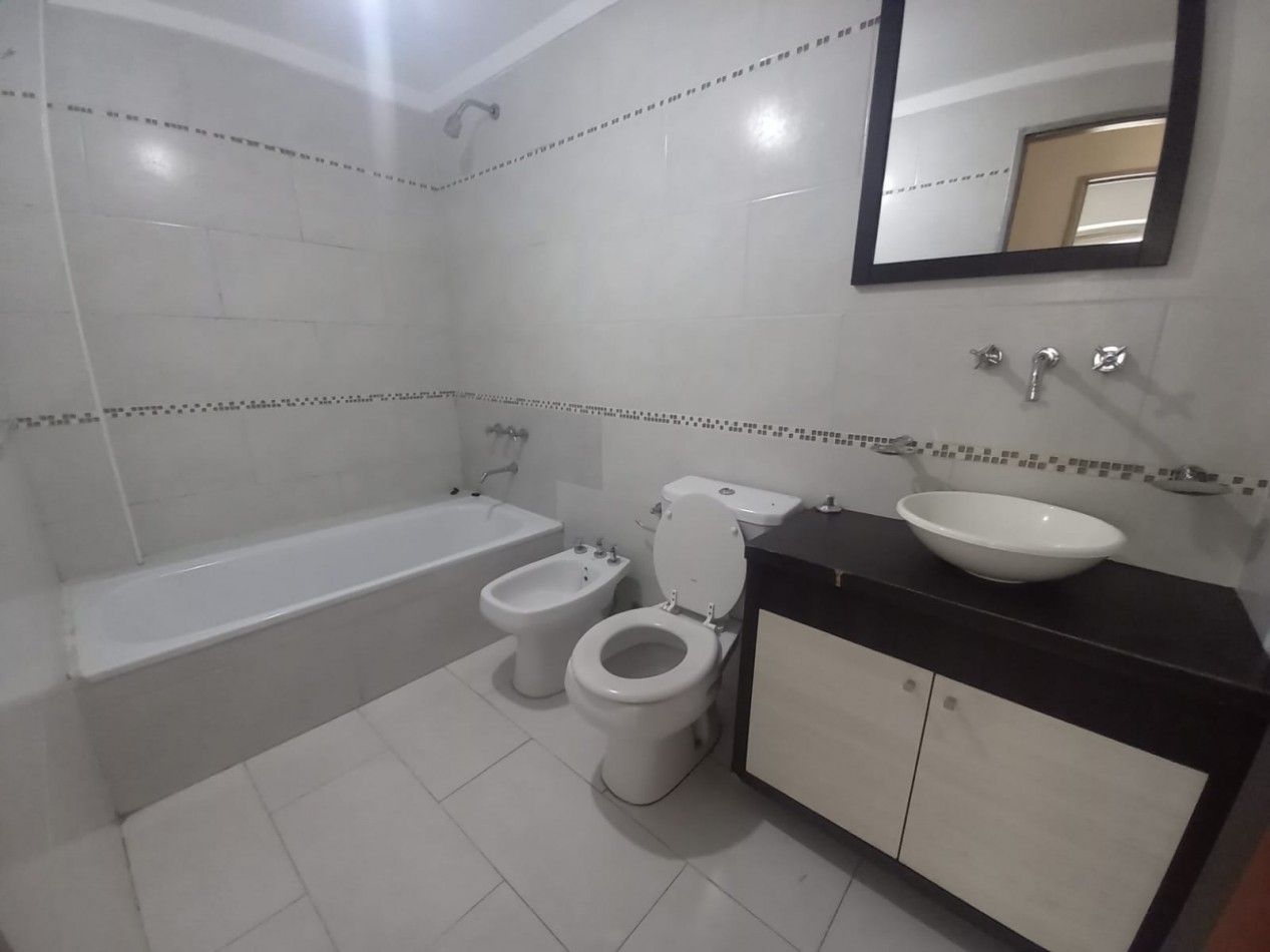 Departamento de 2 ambientes en Alquiler en Villa Ballester 